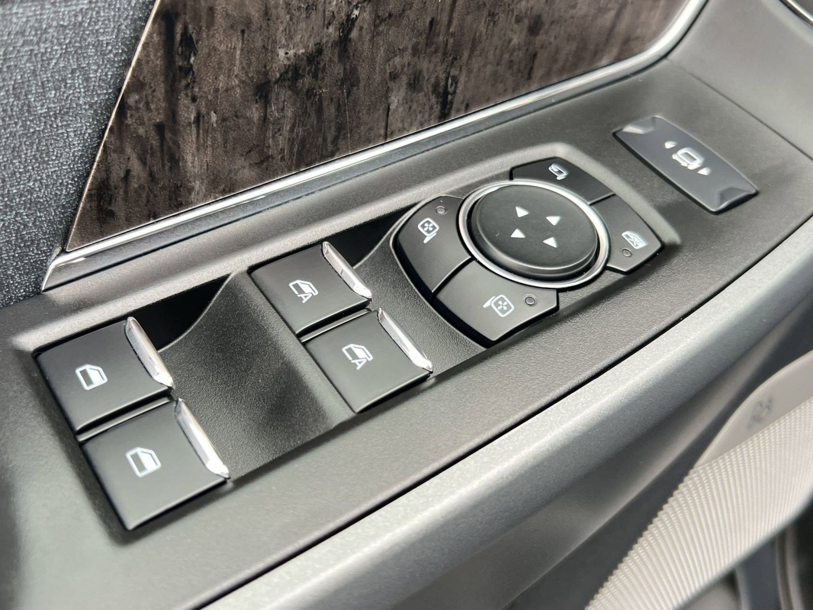 Used 2024 Ford F250 Lariat w/ Lariat Ultimate Package image 22