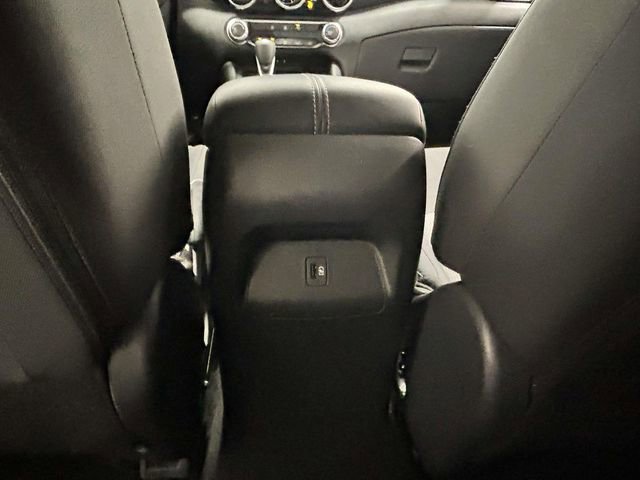 Used 2025 Nissan Sentra SV FWD image 11