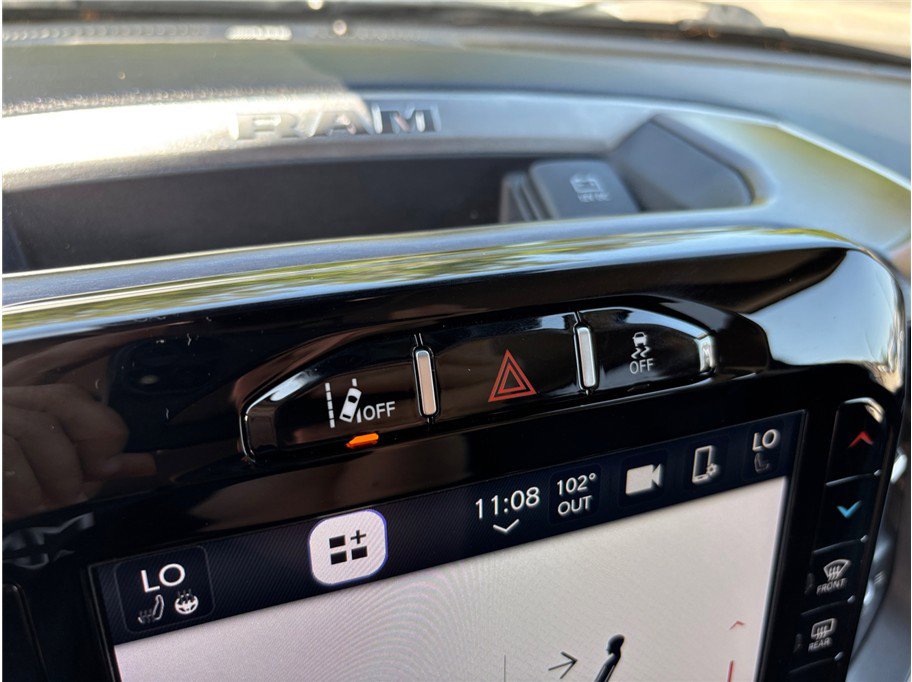 Used 2022 RAM 2500 Laramie w/ Safety Group B image 36