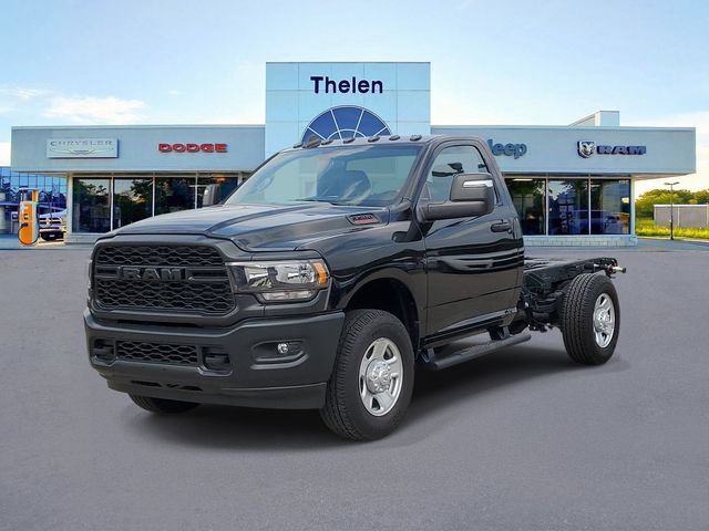 Used 2024 RAM 3500 Tradesman AWD/4WD image 2