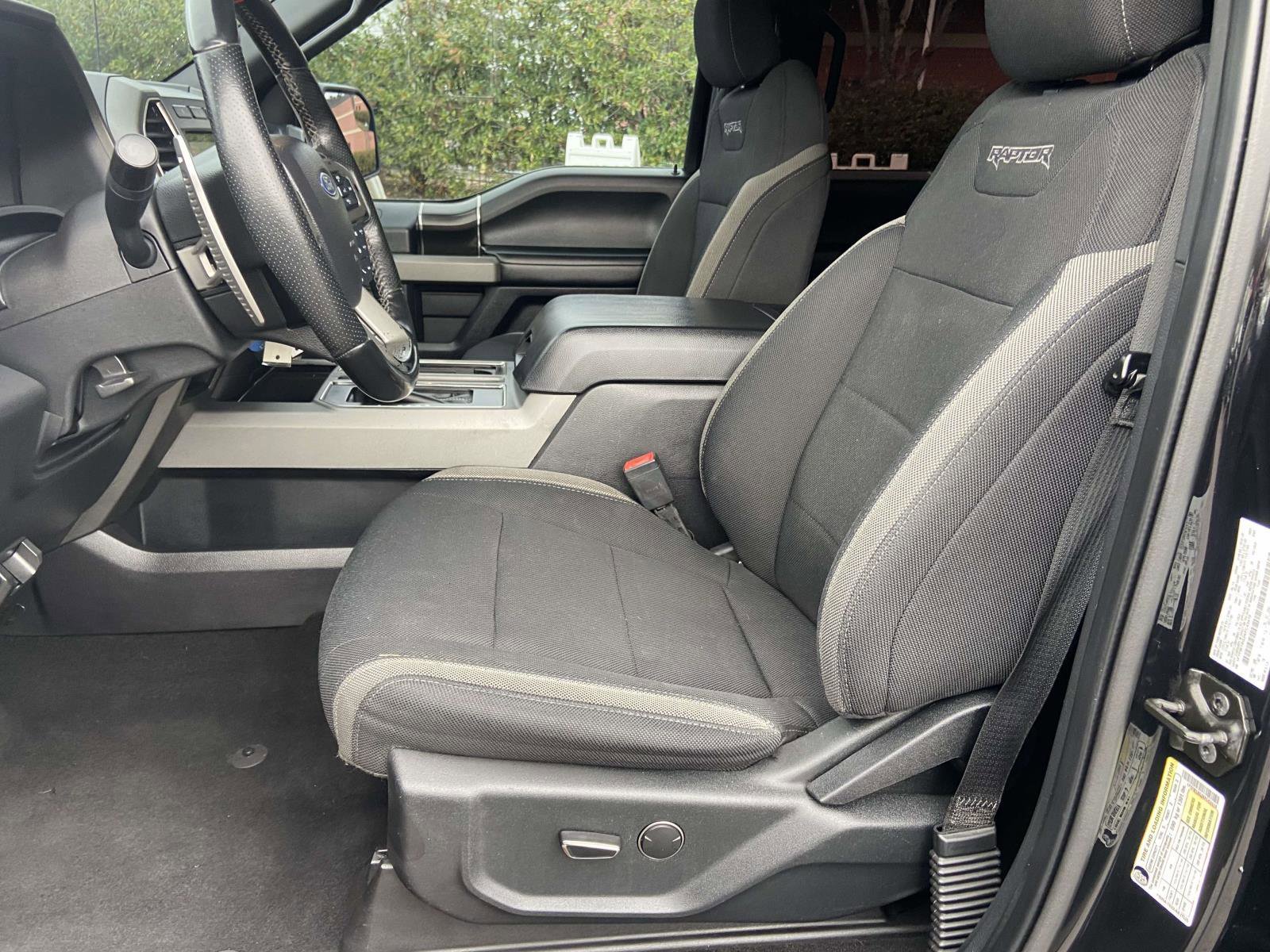 Used 2019 Ford F150 Raptor image 6