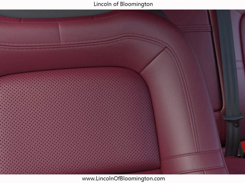 New 2025 Lincoln Corsair Reserve w/ Equipment Group 202A image 19