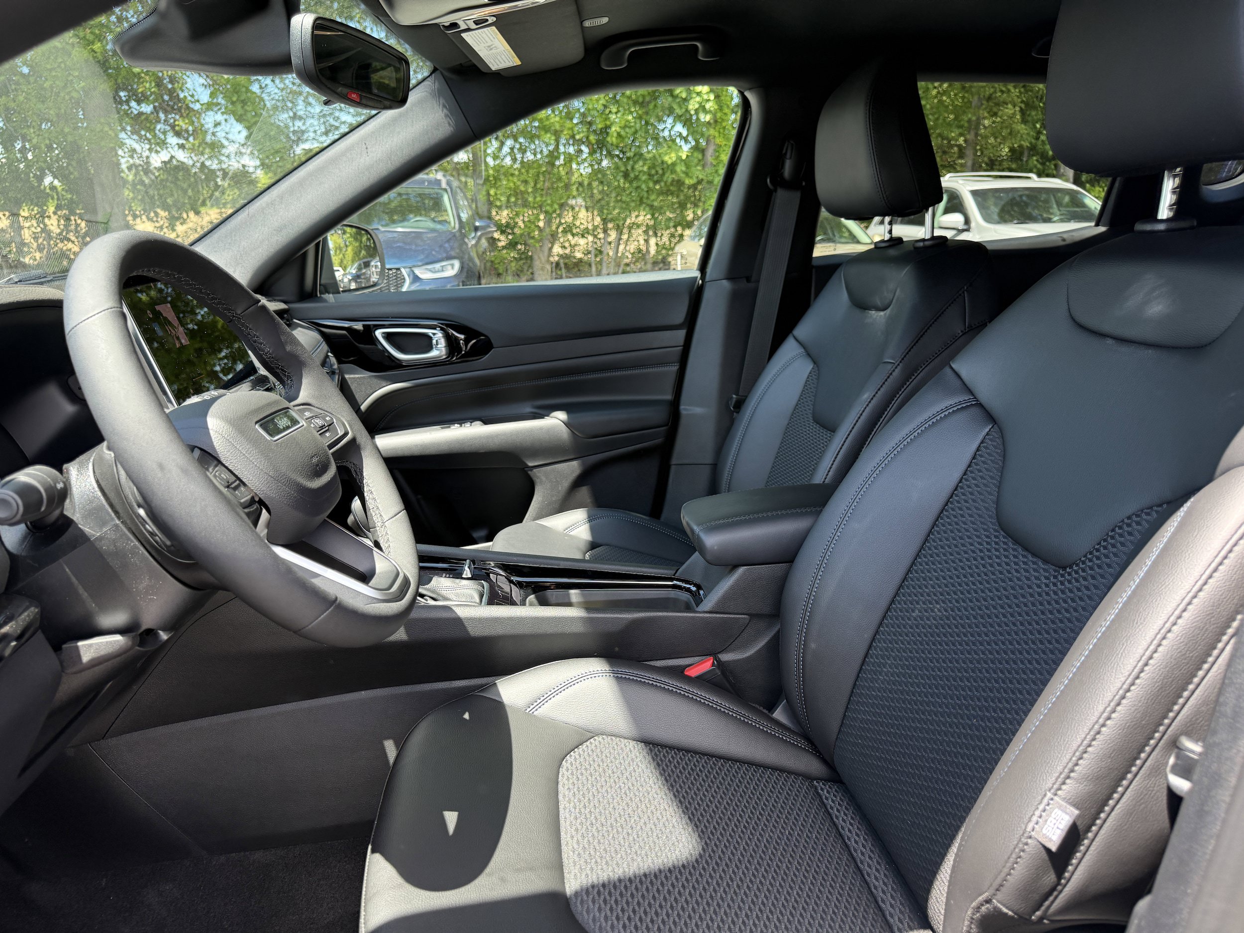 New 2026 Jeep Compass Latitude AWD/4WD image 15