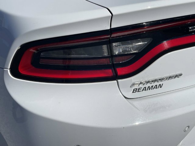 Used 2022 Dodge Charger SXT RWD image 10
