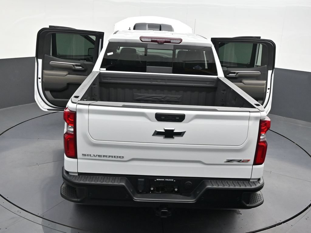Used 2024 Chevrolet Silverado 1500 ZR2 w/ Technology Package AWD/4WD image 36