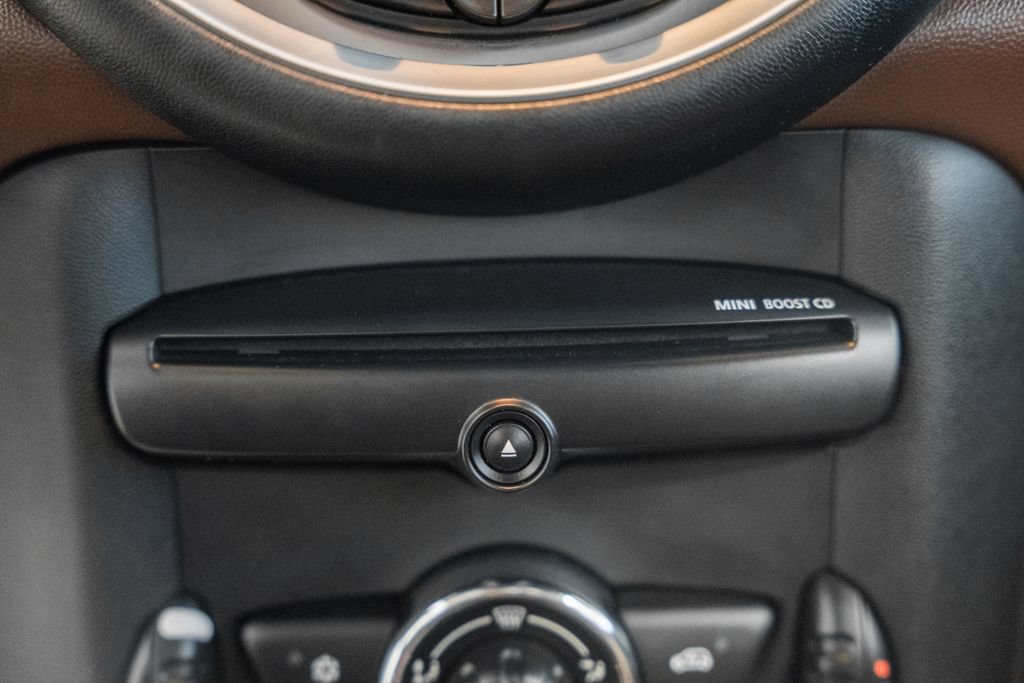 Used 2011 MINI Cooper Convertible FWD image 19