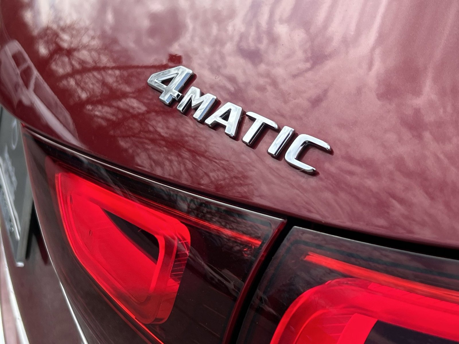 Certified 2021 Mercedes-Benz GLA 250 4MATIC w/ Premium Package image 28