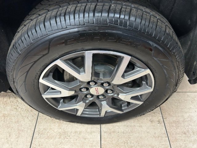 Used 2020 GMC Acadia SLE image 20