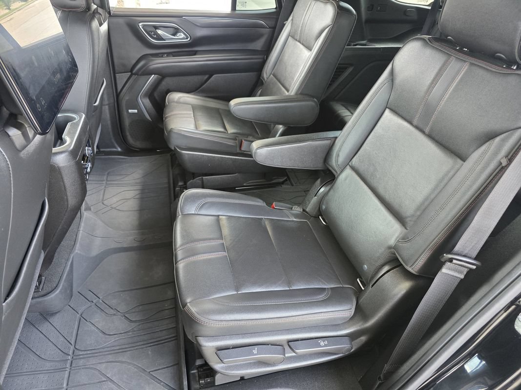 Used 2021 Chevrolet Tahoe RST w/ Luxury Package AWD/4WD image 34