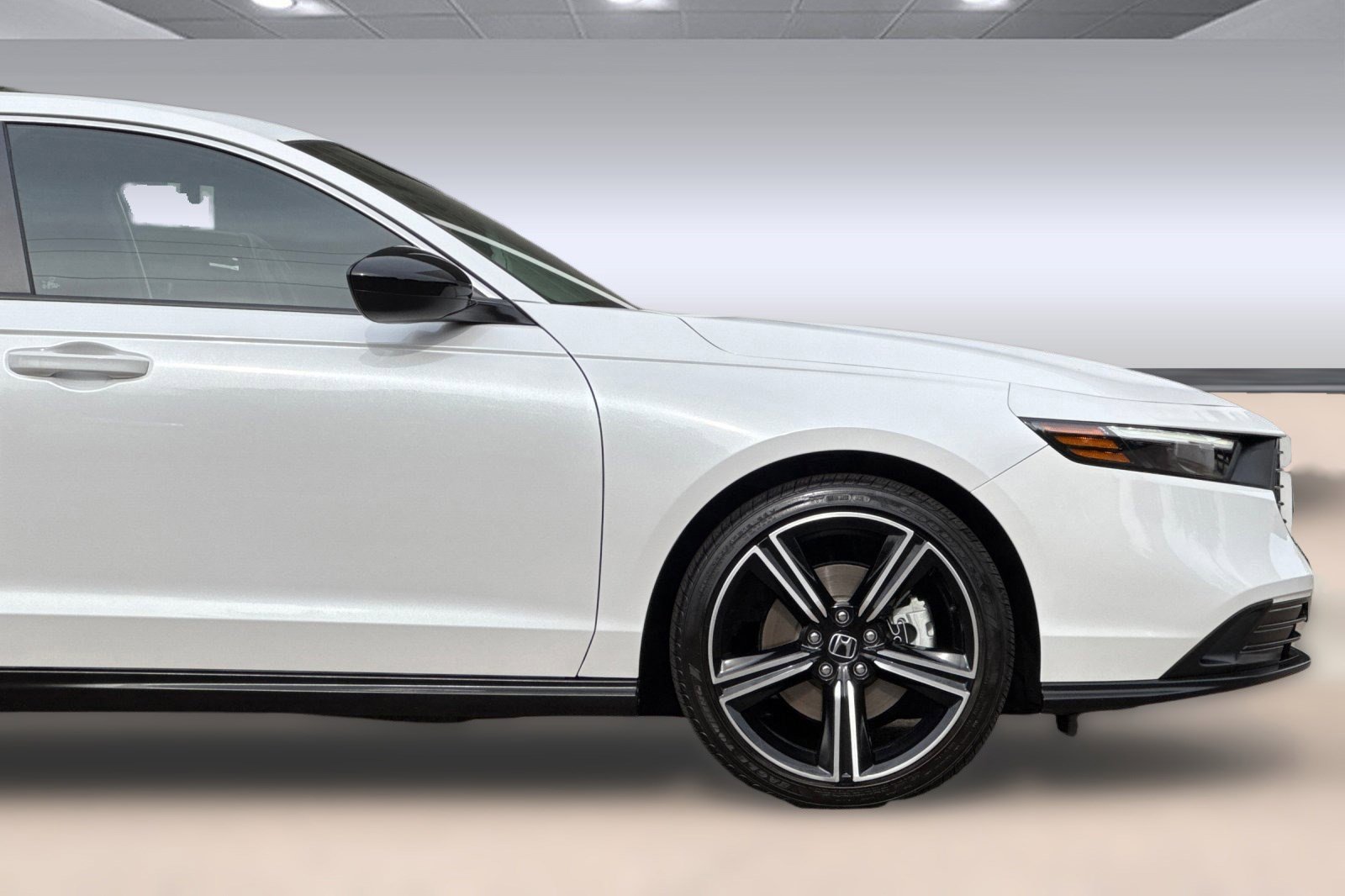 Used 2025 Honda Accord Sport image 24