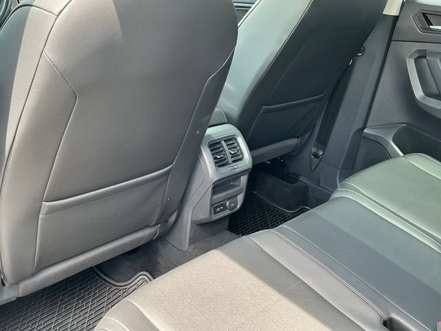 Used 2019 Volkswagen Tiguan SE w/ Panoramic Sunroof Package FWD image 26