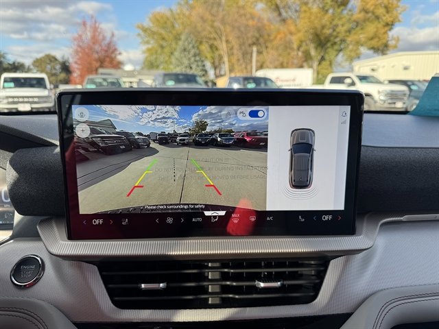 New 2026 Ford Explorer Active image 15