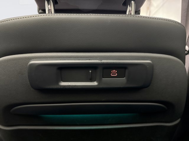 Used 2022 BMW X5 xDrive45e w/ Executive Package AWD/4WD image 22