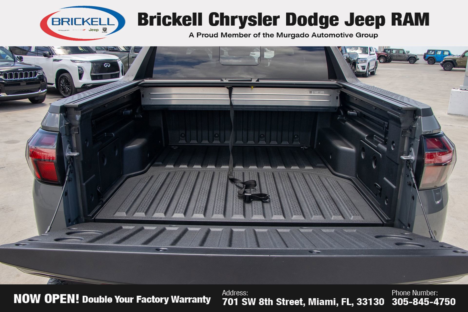 Used 2023 Hyundai Santa Cruz SEL Premium AWD/4WD image 9