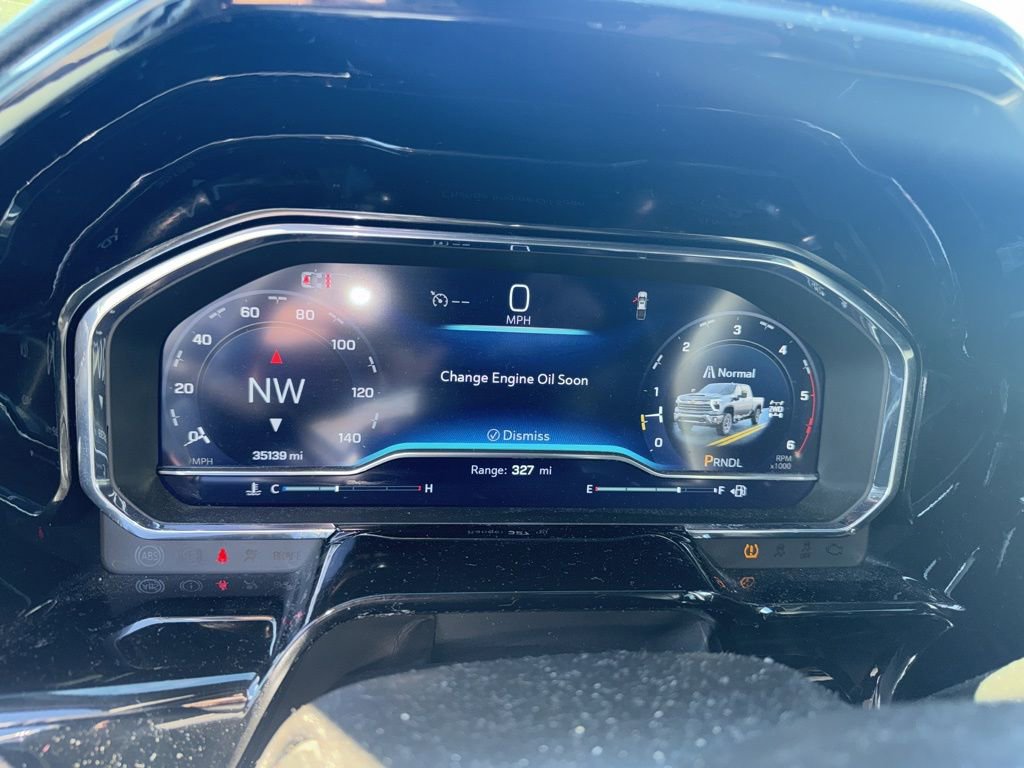 Used 2025 Chevrolet Silverado 2500 LT w/ Convenience Package image 10