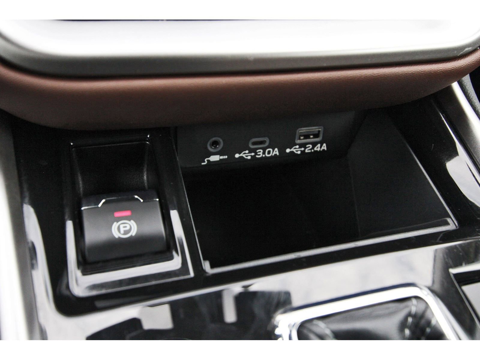 Used 2025 Subaru Outback Touring image 27