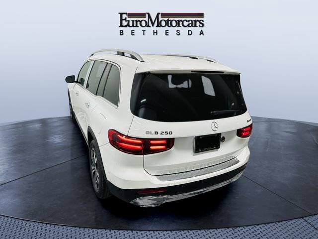 New 2026 Mercedes-Benz GLB 250 4MATIC image 2