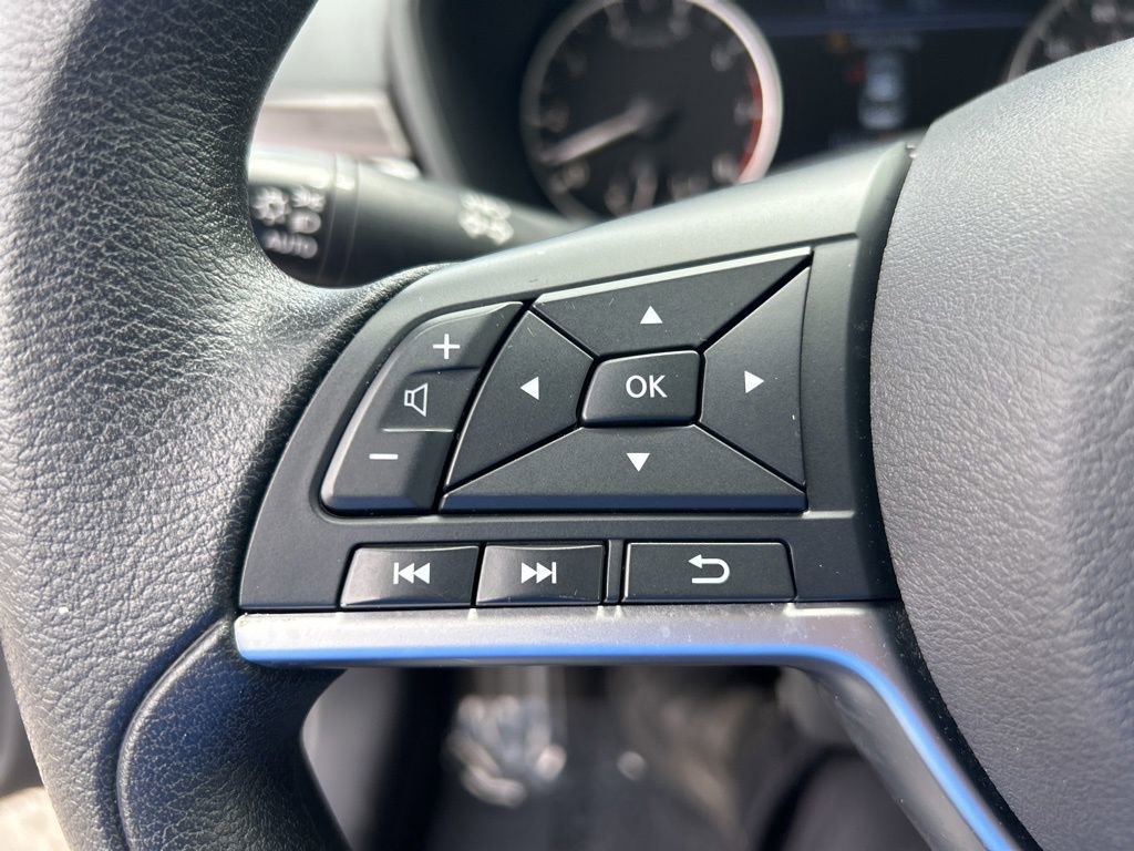 Used 2024 Nissan Altima 2.5 SV image 37