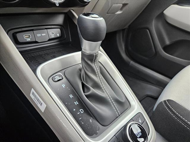 New 2026 Hyundai Venue SEL FWD image 12