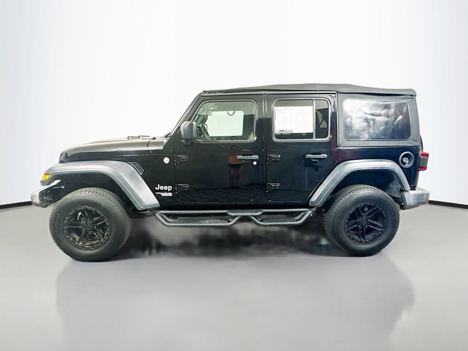 Used 2018 Jeep Wrangler Unlimited Sport S AWD/4WD image 4