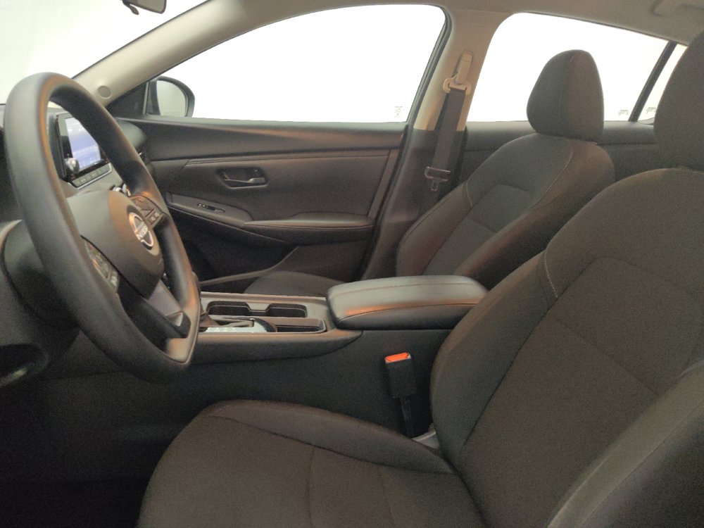 Used 2025 Nissan Sentra S FWD image 17