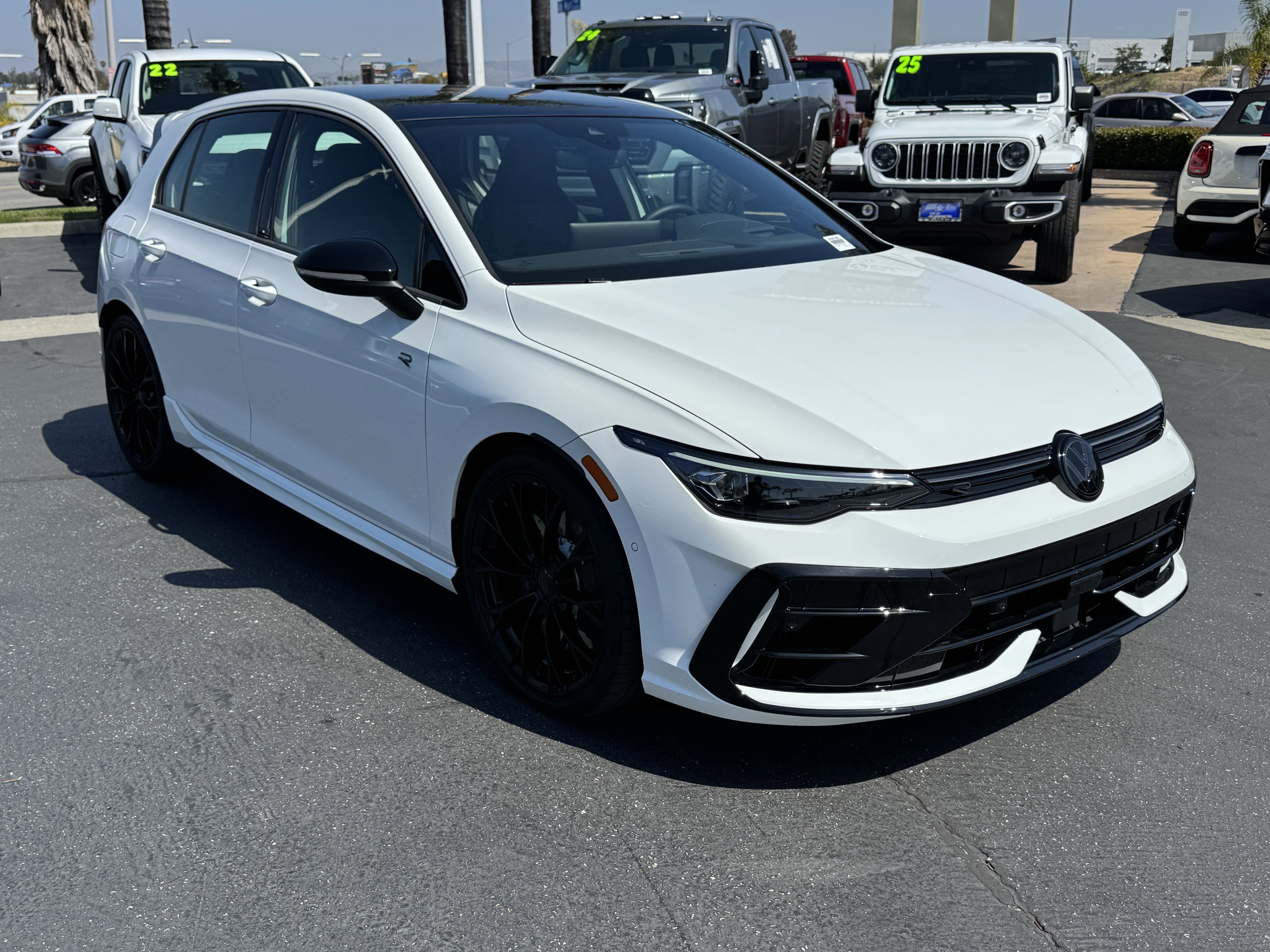 Certified 2025 Volkswagen Golf R Black Edition AWD/4WD image 10