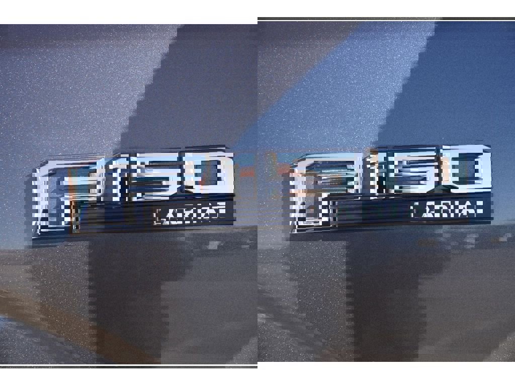 Used 2018 Ford F150 Lariat image 12