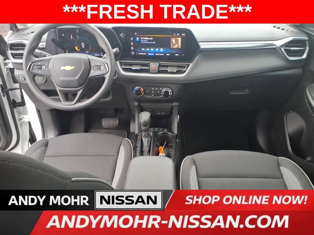 Used 2024 Chevrolet TrailBlazer LS image 28