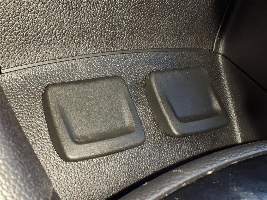 Used 2016 Chevrolet Cruze Premier image 18