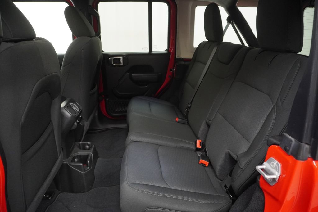 Used 2022 Jeep Wrangler Unlimited Sport image 19