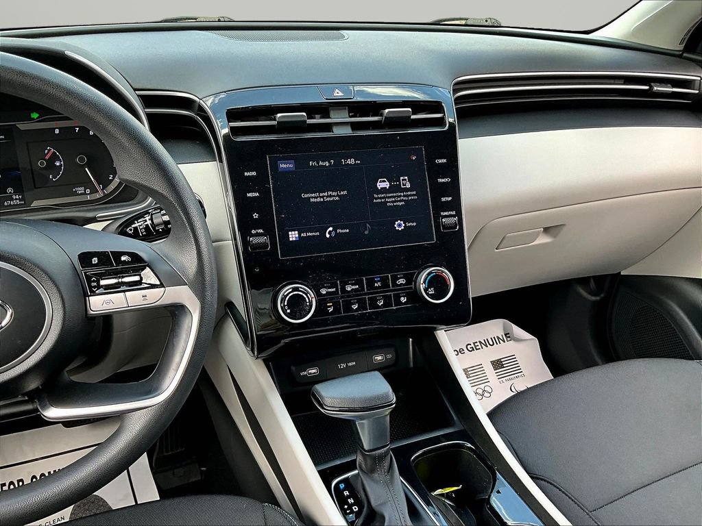 Certified 2022 Hyundai Tucson SEL w/ Cargo Package AWD/4WD image 9