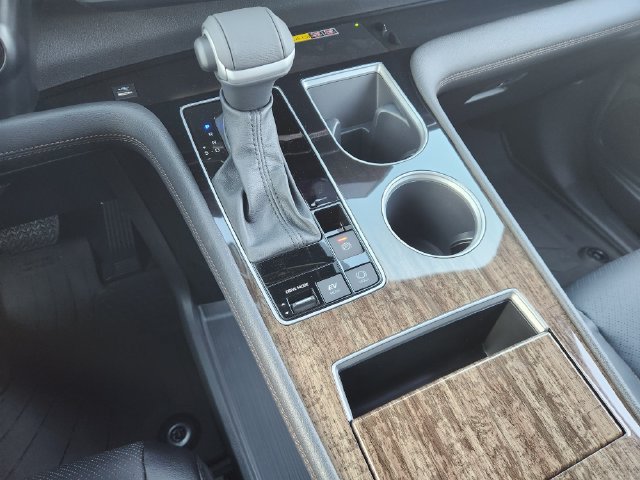 New 2026 Toyota Sienna Platinum AWD/4WD image 19