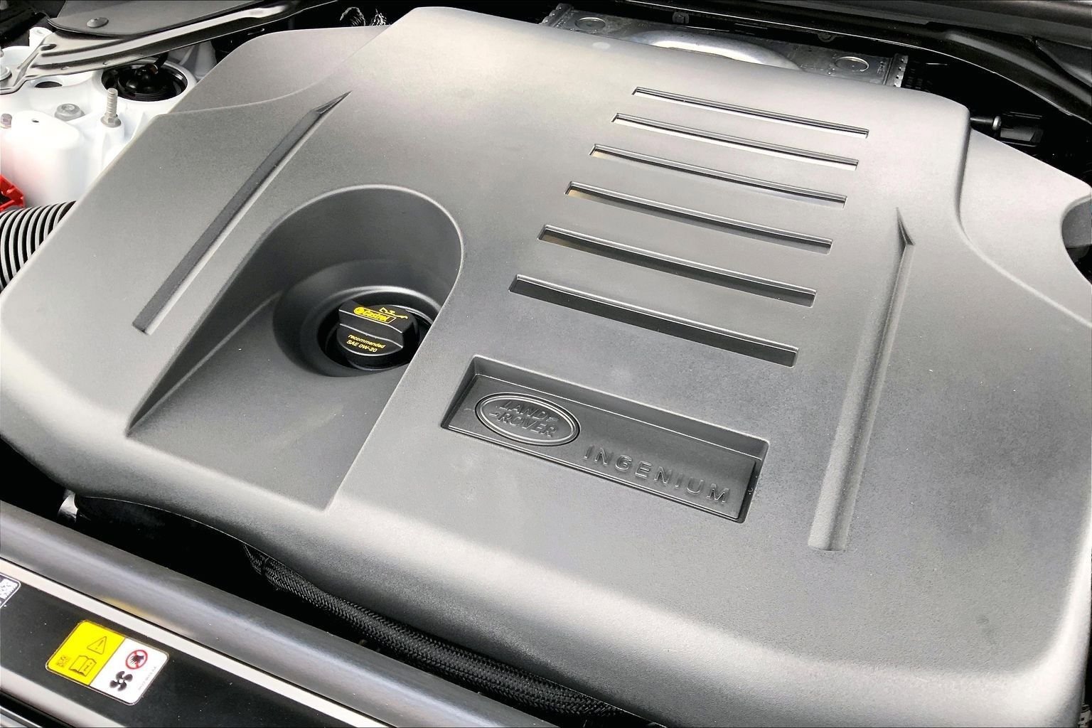 New 2026 Land Rover Range Rover SE image 17