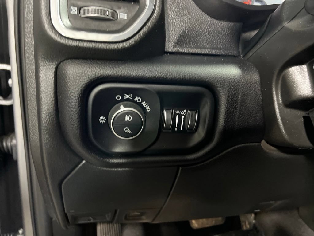 Used 2024 RAM 2500 Laramie w/ Safety Group AWD/4WD image 25