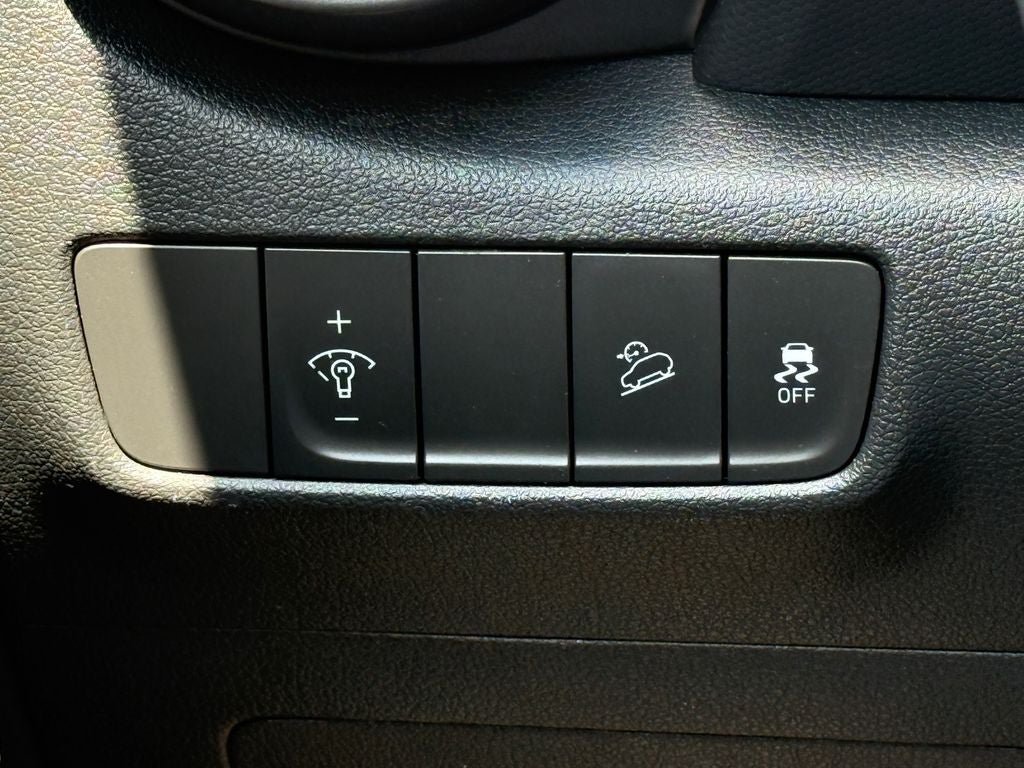 Used 2022 Hyundai Kona SEL FWD image 19