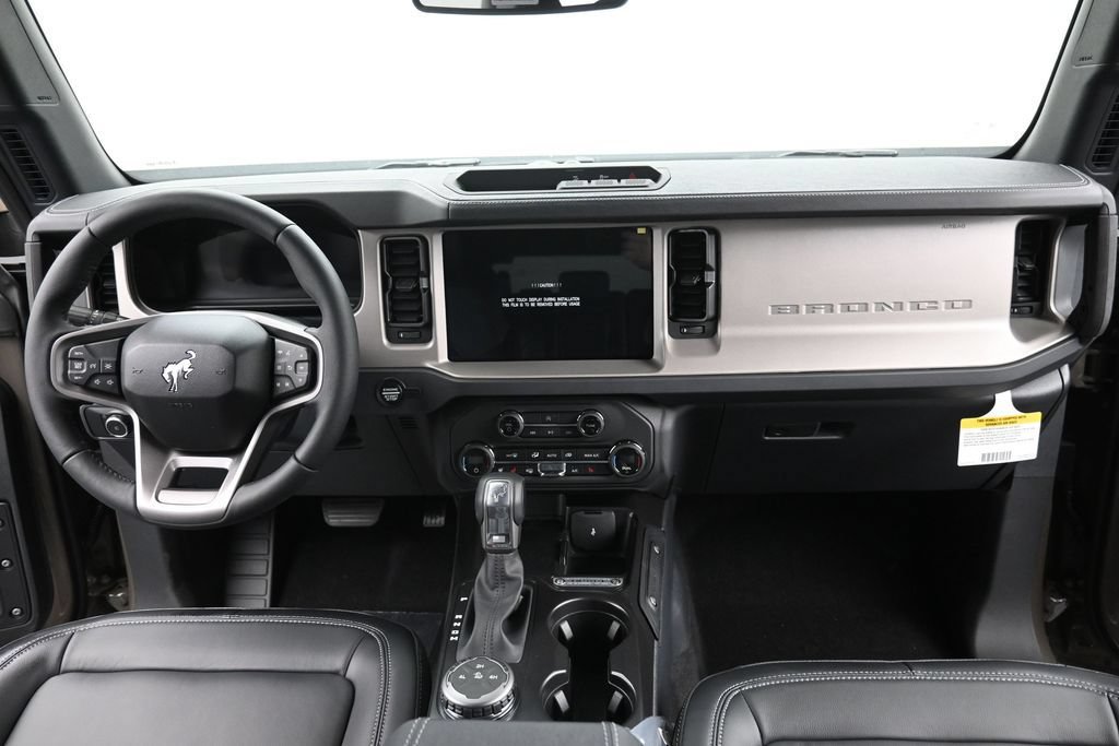 New 2026 Ford Bronco Outer Banks AWD/4WD image 10