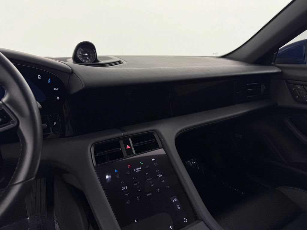 Certified 2022 Porsche Taycan 4S AWD/4WD image 24