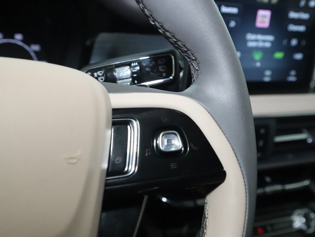 Certified 2022 Lincoln Corsair FWD image 24