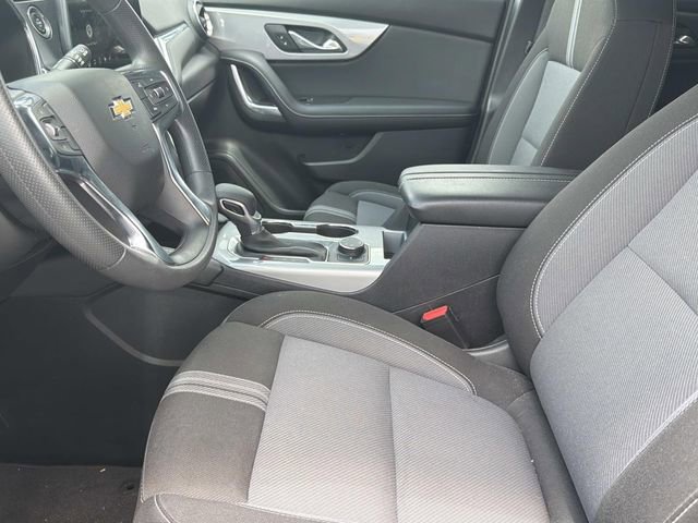 Used 2025 Chevrolet Blazer LT AWD/4WD image 16