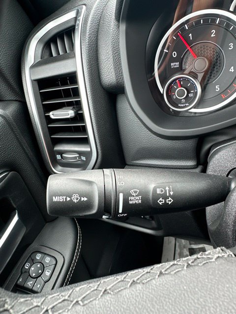 New 2026 RAM 3500 Big Horn AWD/4WD image 17