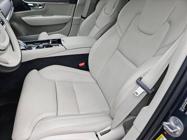 Used 2024 Volvo S90 T8 Ultimate w/ Lounge Package AWD/4WD image 14