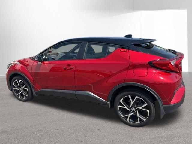 Used 2020 Toyota C-HR XLE FWD image 16