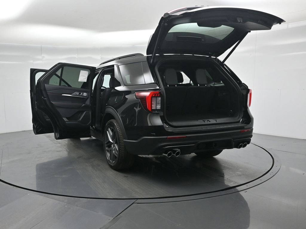 New 2026 Ford Explorer ST w/ Sun And Sound Package image 33
