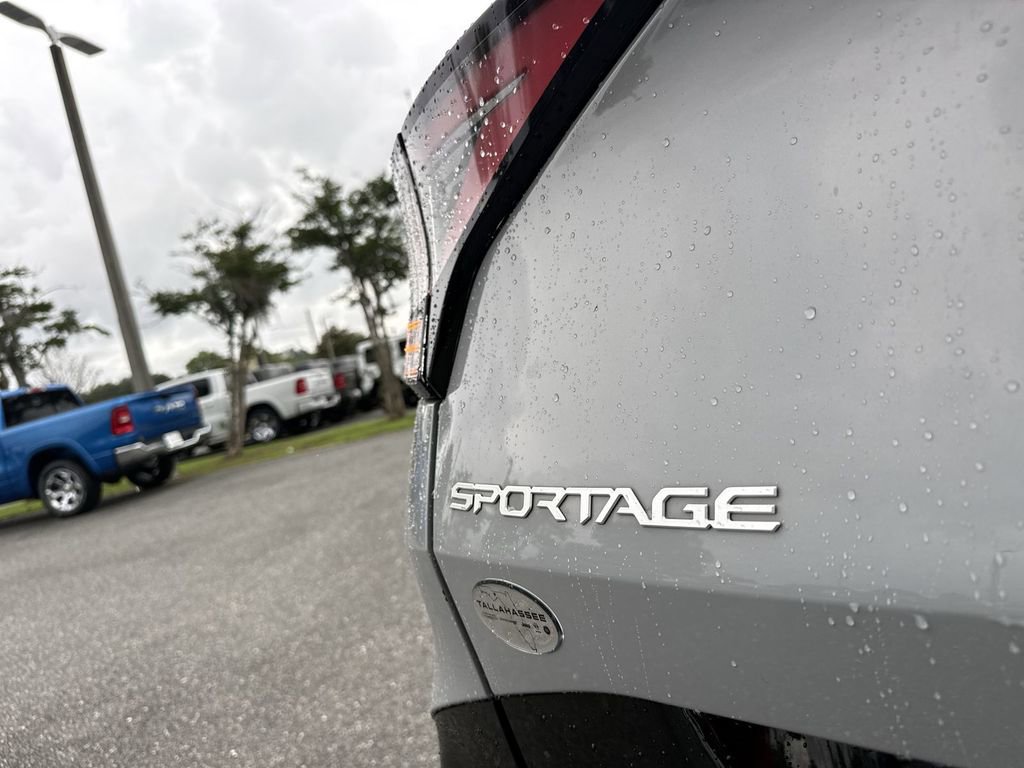 Used 2023 Kia Sportage SX FWD image 5