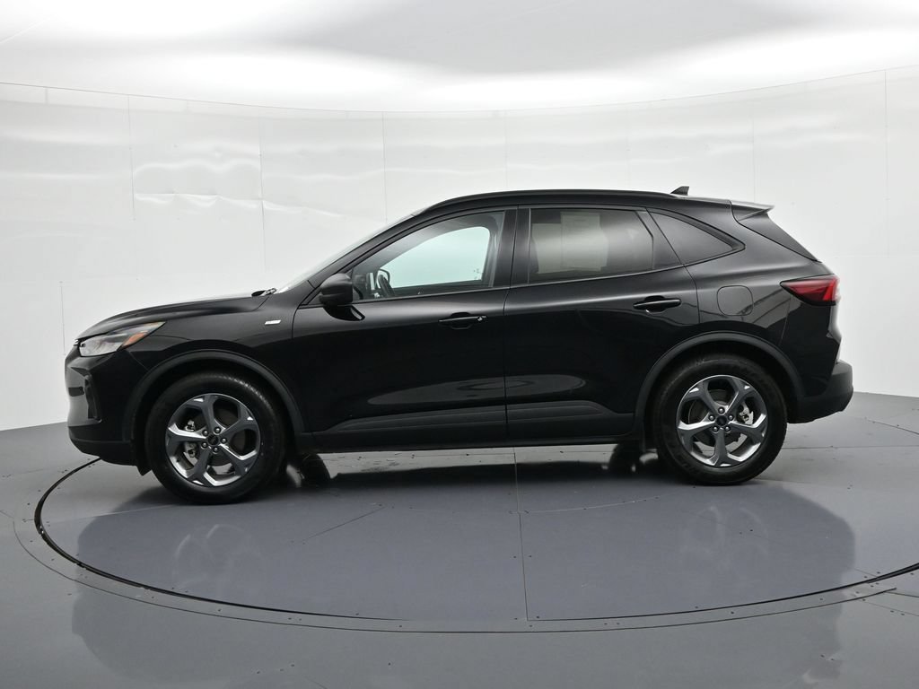 Certified 2025 Ford Escape ST-Line FWD image 9