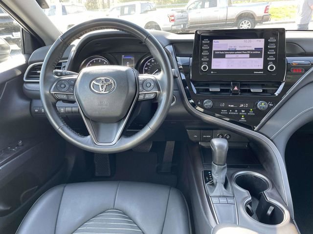 Used 2024 Toyota Camry SE w/ Convenience Package image 13