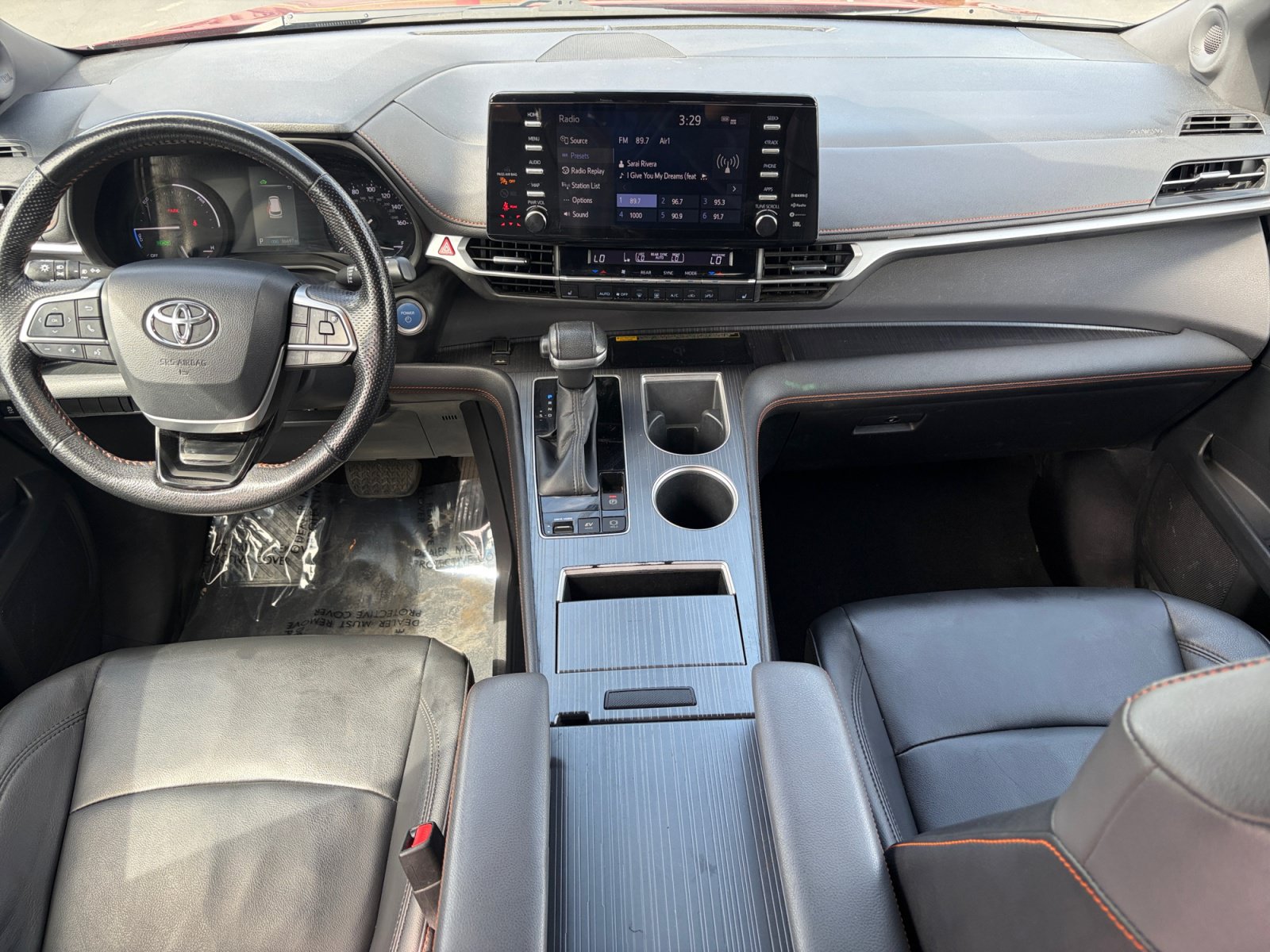 Used 2022 Toyota Sienna XSE w/ XSE Plus Package AWD/4WD image 23