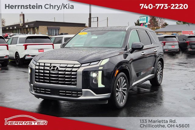 Used 2024 Hyundai Palisade Calligraphy image 3