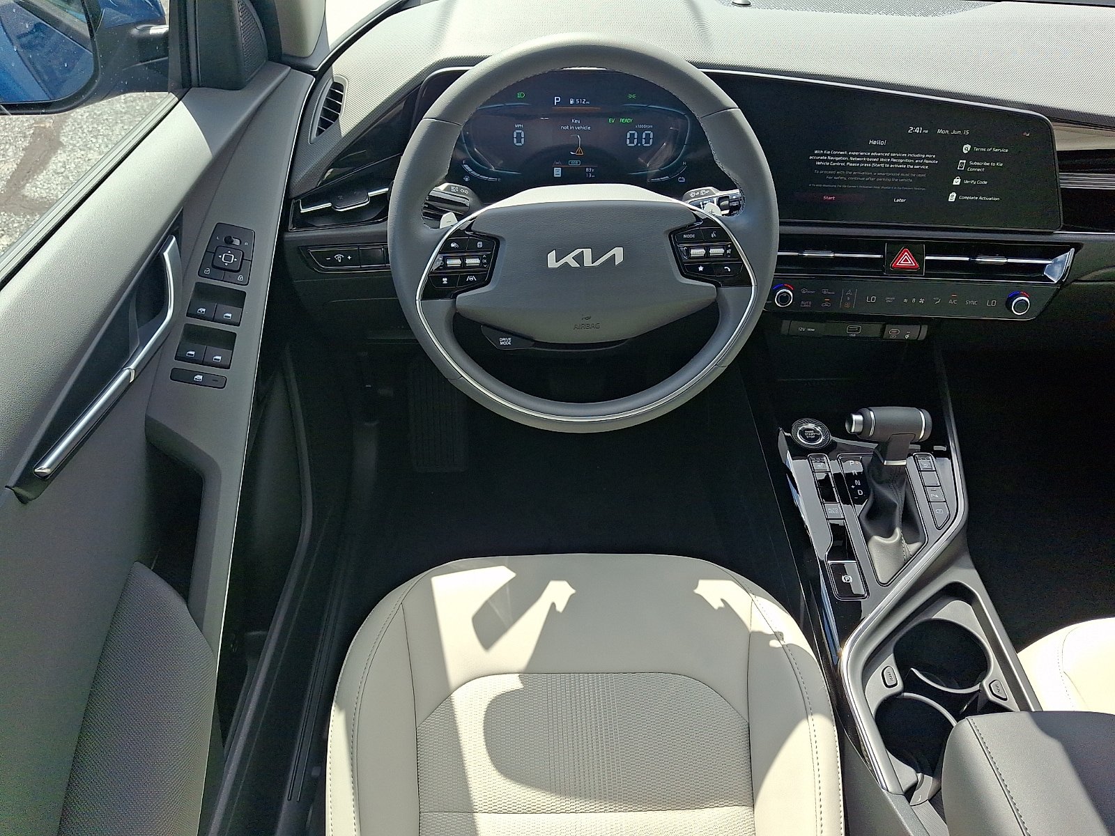 New 2026 Kia Niro EX FWD image 7