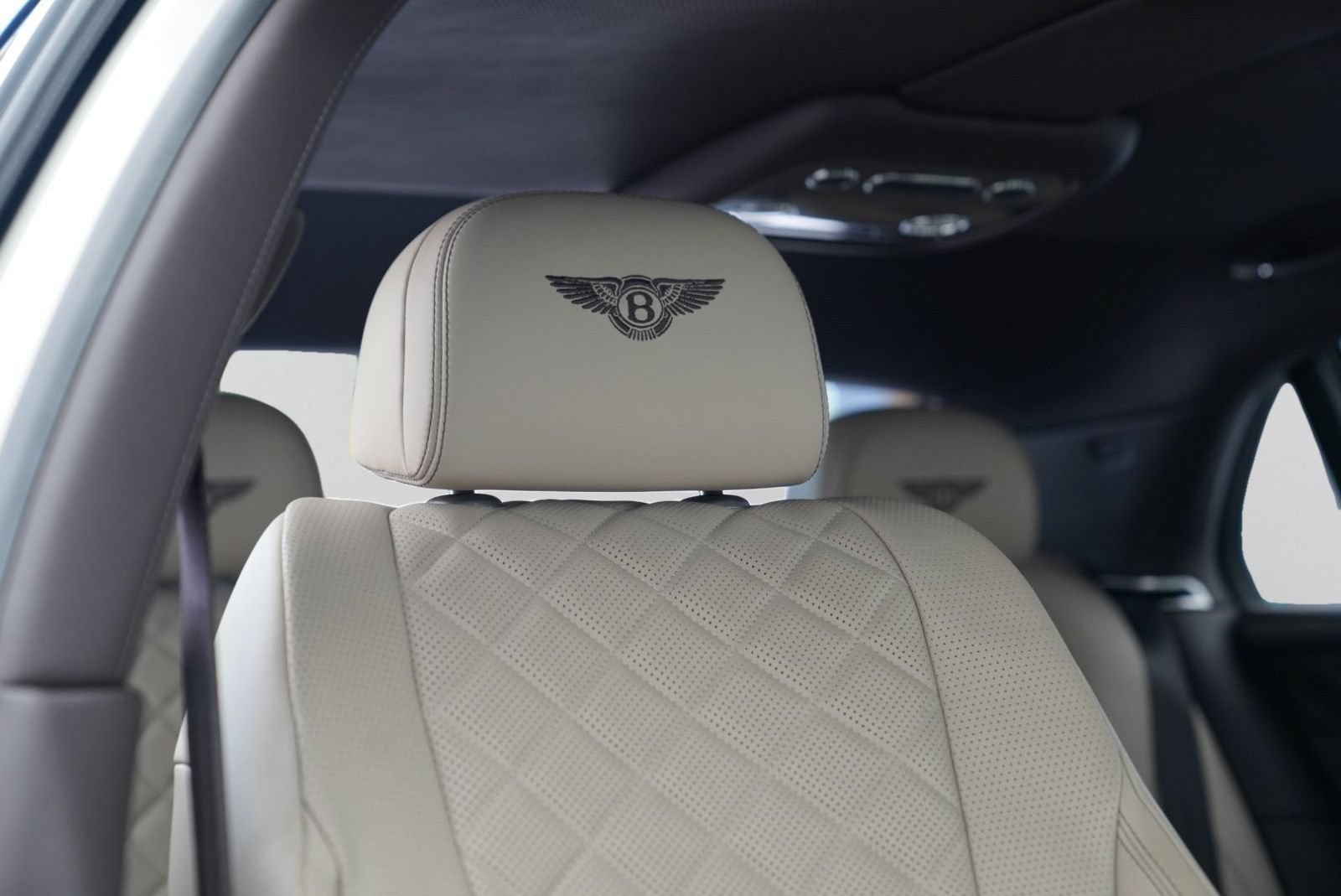 Used 2017 Bentley Flying Spur W12 AWD/4WD image 57